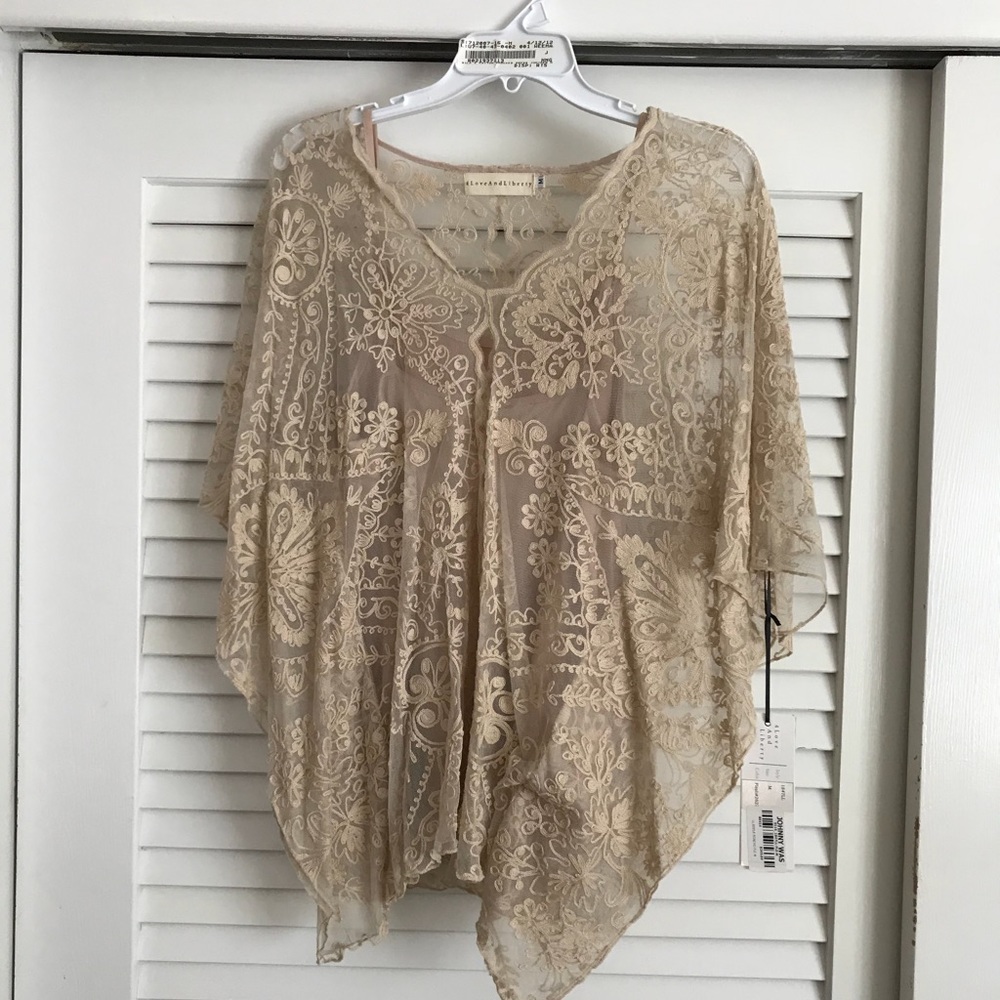 Johnny Was poncho style lace blouse with cami.
